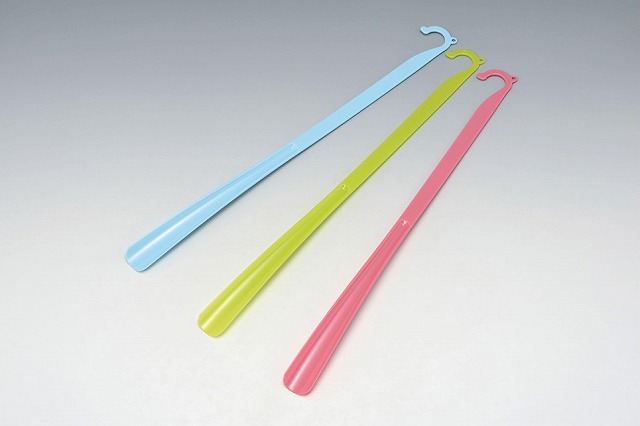 Shoehorn 　(Blue， Green， Pink assorted)#かがまーズ靴べら　アソート(ブルー・グリーン・ピンク)