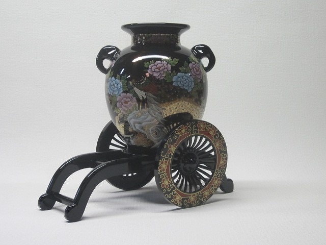 BLACK PEACOCK  FLOWER VASE WITH CART#黒孔雀牡丹御所車台付花瓶